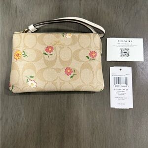 Coach Women's Signature Canvas Corner Zip Wristlet